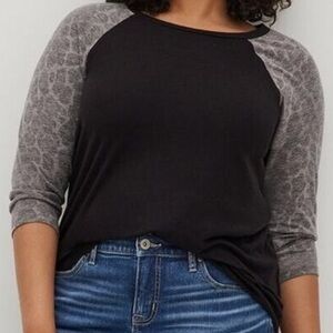 Delia's Statement Leopard Print Sleeve 3/4 Sleeve T-Shirt